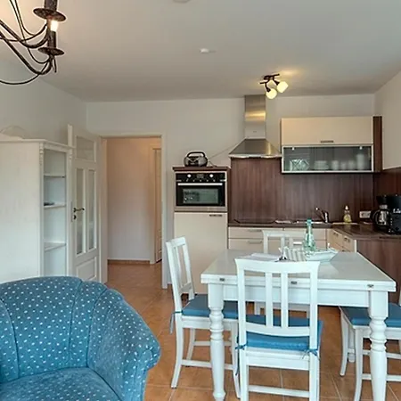 Apartment Carpe Diem, Fw 8 *